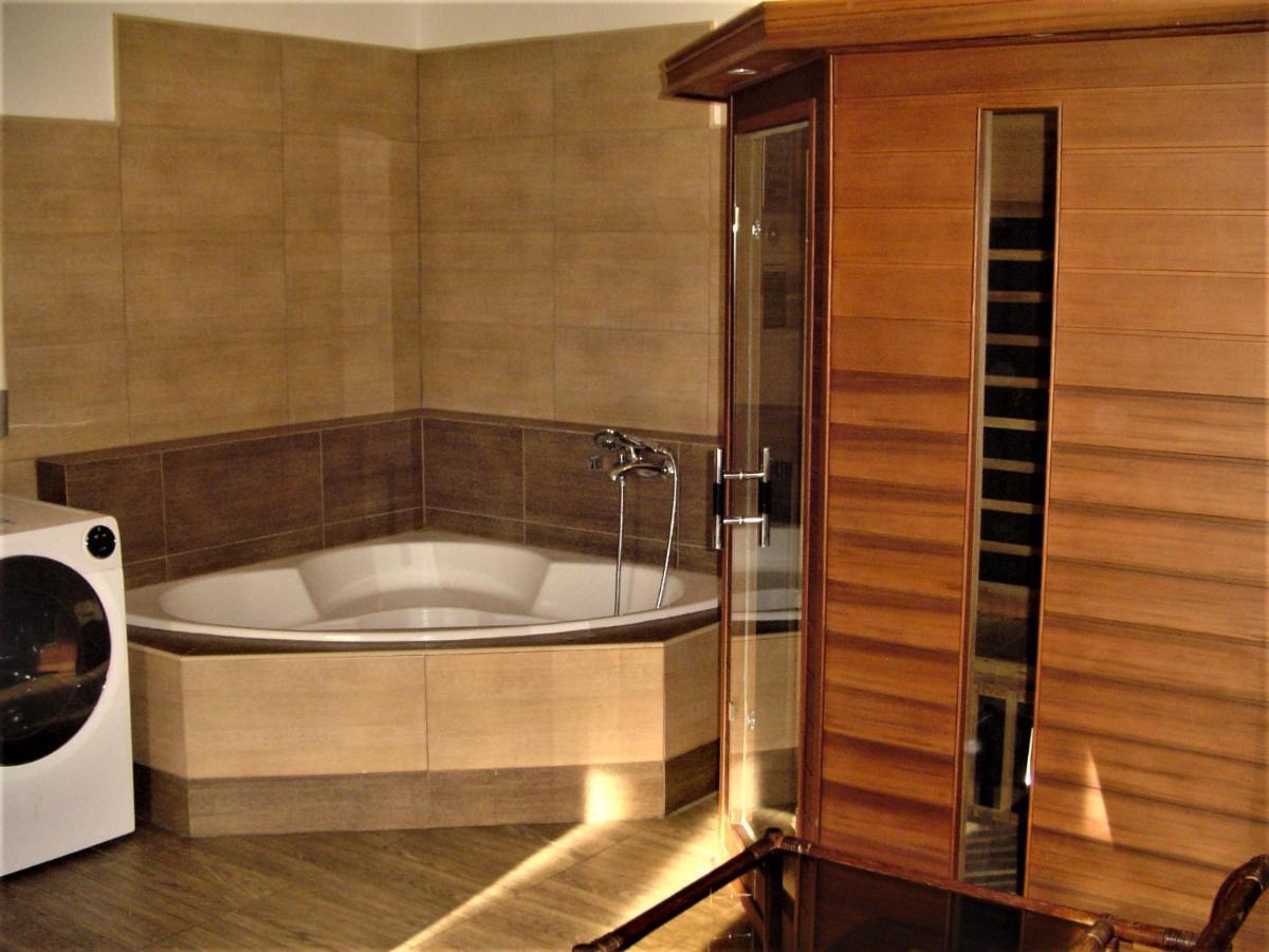 Villa Ametyst Štúrovo Esterno foto