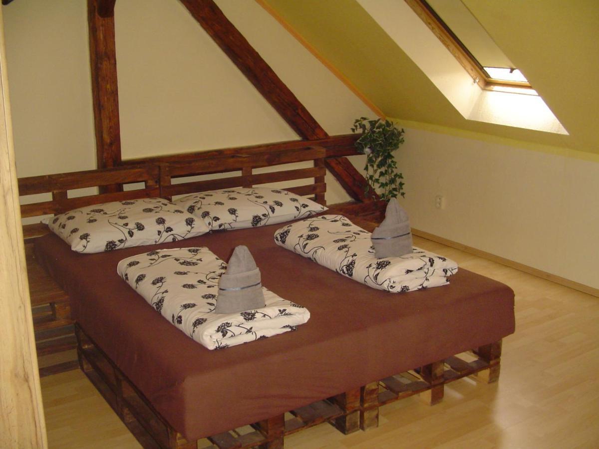 Villa Ametyst Štúrovo Esterno foto