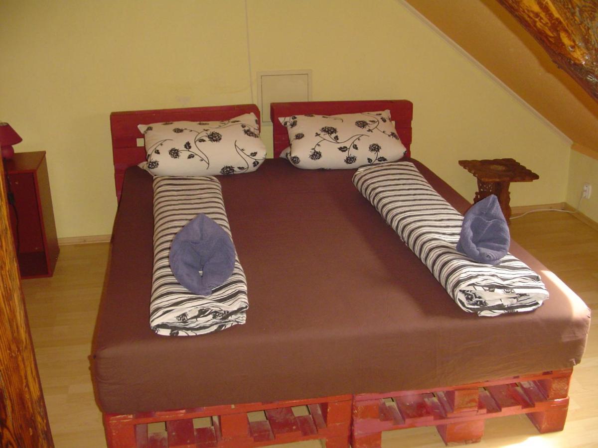 Villa Ametyst Štúrovo Esterno foto