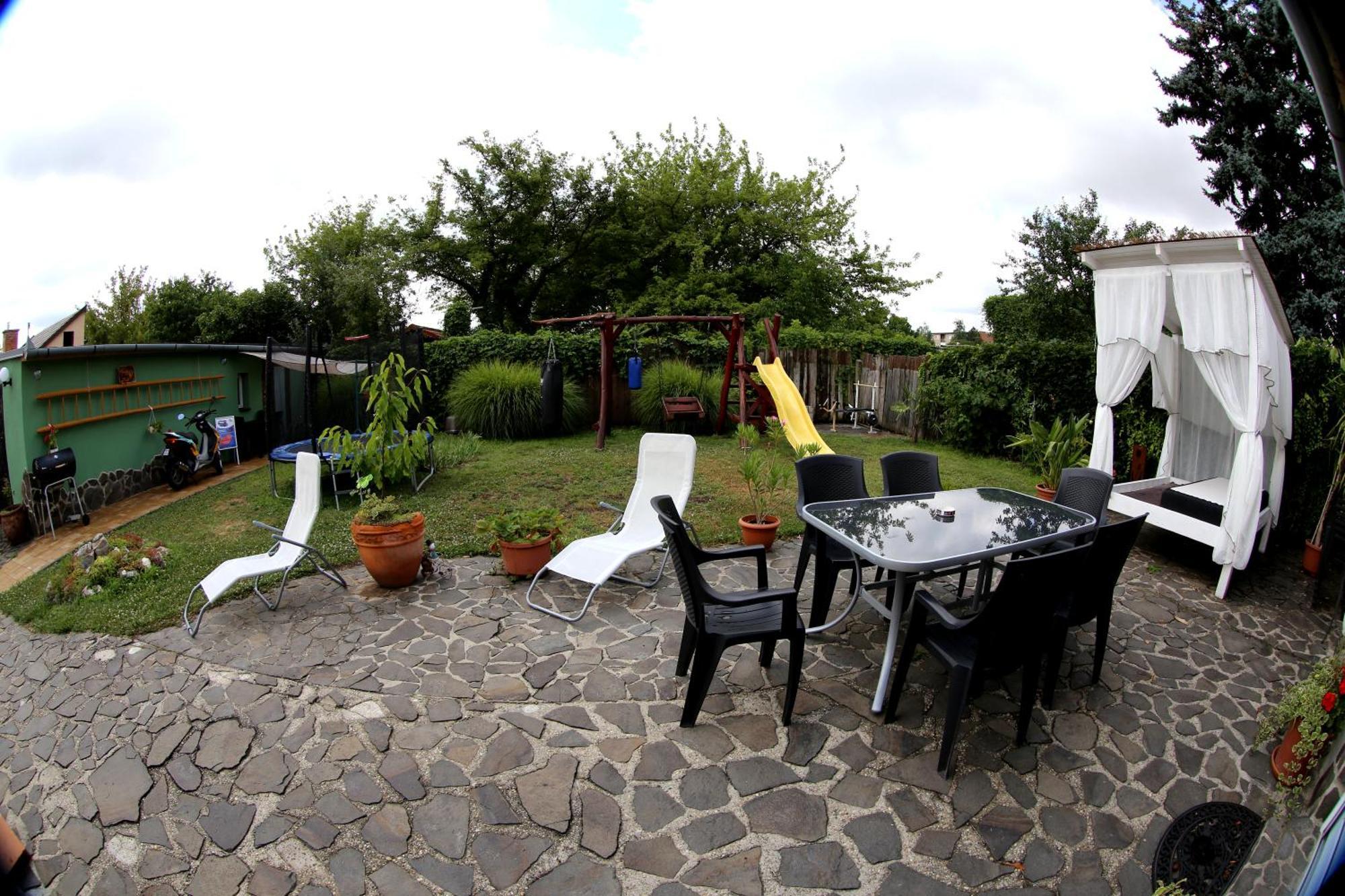 Villa Ametyst Štúrovo Esterno foto